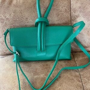 Green Italian Leather Crossbody Bag - Elegant Everyday Style
